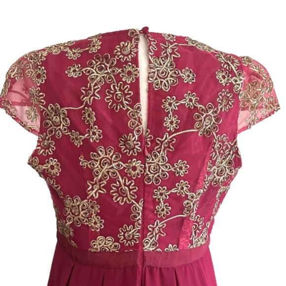 Jun Ivy Dress Berry Gold Floral Brocade Cap Sleeve Pleated Fit Flare Medium NEW - Picture 6 of 12